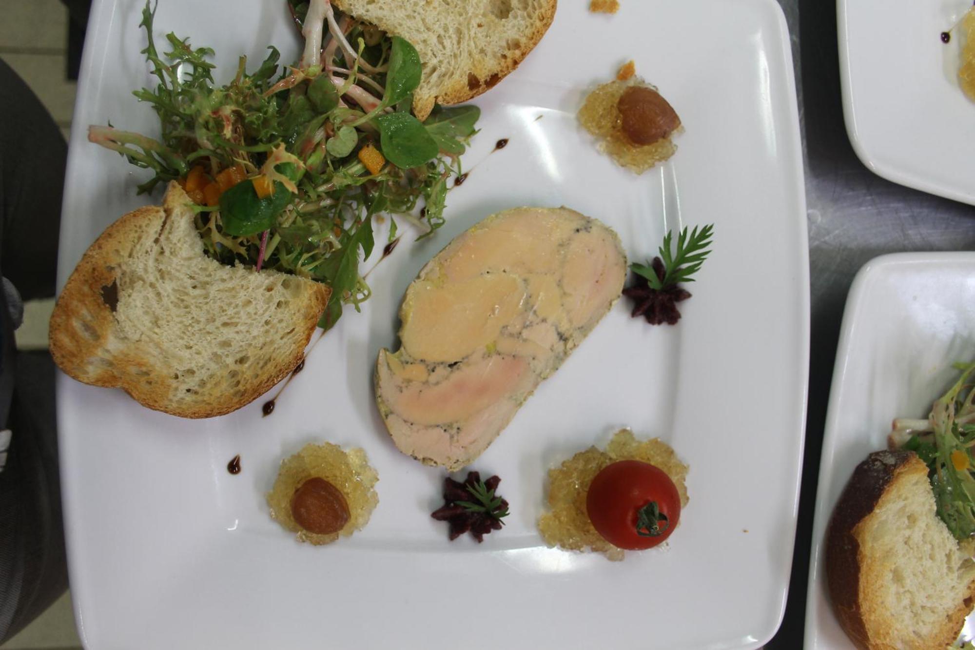 Restaurant Le Clement Hotel 2*