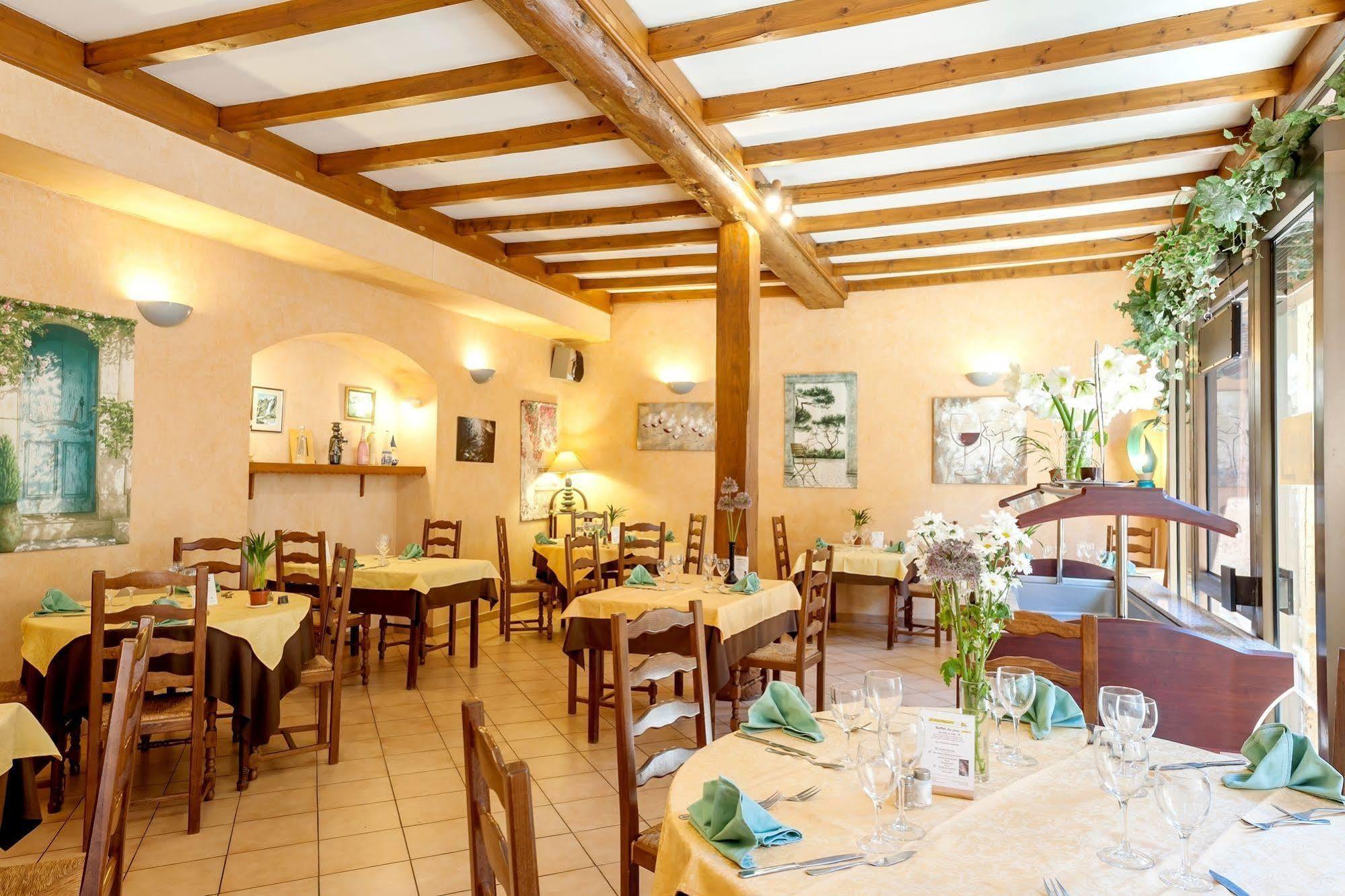 Hotel Restaurant Le Clément